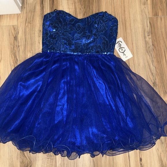 Steppin' Out Dresses & Skirts - Royal blue juniors dress